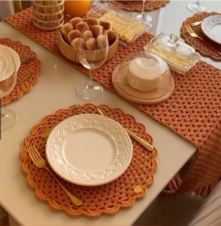 kit mesa posta + 04 sousplats de crochê artesanal